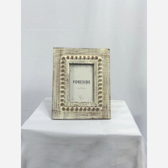 Gigi Picture Frame – Rustic Whitewashed Wood with Beaded Detail - Picture 5 of 6